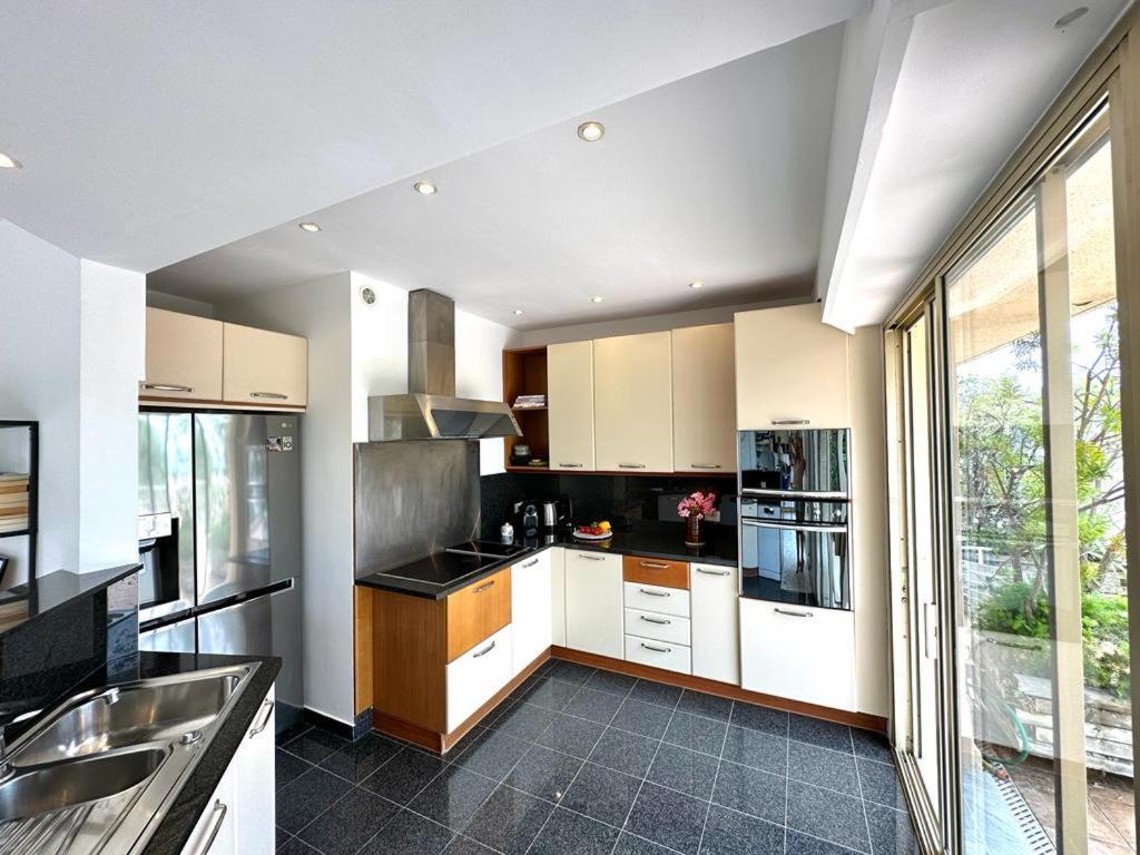 Panoramic Sea View Penthouse With Jacuzzi And 450 Sqm Terrace Apartamento Antibes Exterior foto